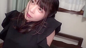 05571,Lewd SEX with exposed breasts!