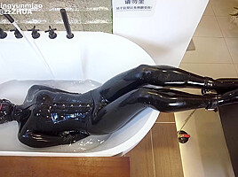 Asian Latex Doll Water Breathplay