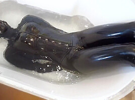 Asian Latex Doll Water Breathplay