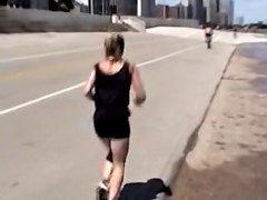 Awesome firm booty of the sexy bicycle rider on candid cam 06r