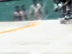 Awesome firm booty of the sexy bicycle rider on candid cam 06r