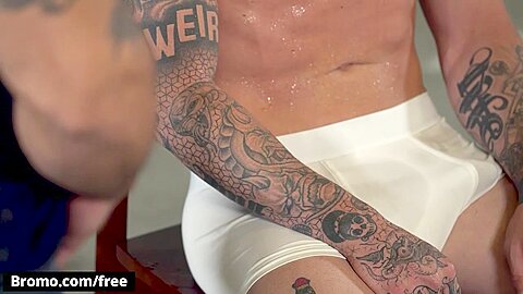 BROMO - Aggressive Top Lorenzo Flexx Orders Dane Stewart To Get On His Knees & Swallow His Dick