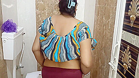 Bathroom Me Nangi Hoke Apni Rasile Chut Ka Pani Aapko Pilaya