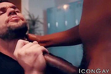 Bbc Hunk Drills Aspen Bareback After Rimming With Devin Trez