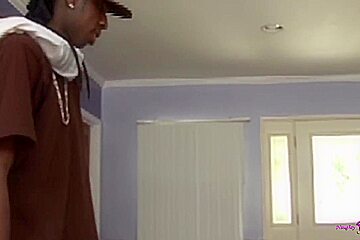 Before Letting The Mover Leave The Brunette Wants His Bbc To Stretch Her White Snatch