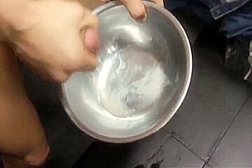 Cum Eating Initiation