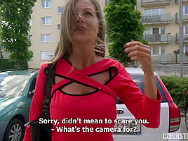 Czech Streets – Busty MILF Denisa