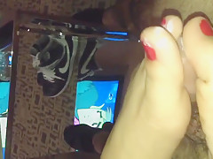 Footjob beat down filipina in HK