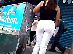 GREAT ASS ON THE STREET!!!