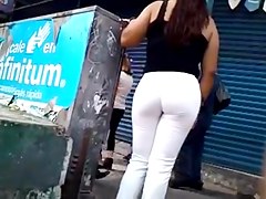 GREAT ASS ON THE STREET!!!