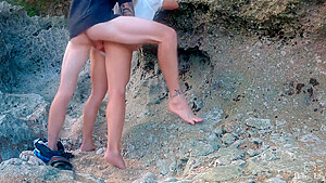 Helloelly - Hot And Hard Sex On The Beach With Amazing Bigassed Babe