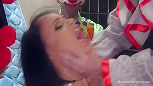 Holly Hendrix In When Clowns Attack Fbi Agent Gets Double