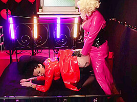 Hot Fetish Latex Lesbian Girls - Kinky Sex And Dirty Talk