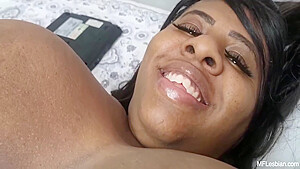 Huge Boobs In Tasting A Huge Salty Pussy 28 Min