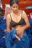 Indian Strip Tease Of Matured Lady