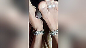 Indian Telugu Tamil Aunty First Time Giving Footjob To Husband