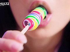 Japanese Gets Horny From Lollipops And Has A Crazy Orgasm - Lizashultz