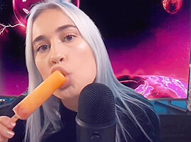 Lael Hansen - Lollipop Blowjob
