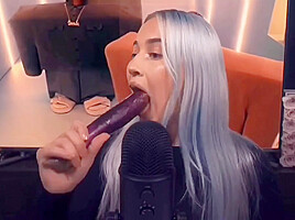 Lael Hansen - Lollipop Blowjob