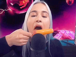 Lael Hansen - Lollipop Blowjob