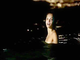 Lola Le Lann in Un moment d'Egarement (2015)