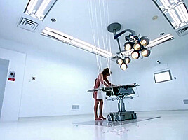 Milla Jovovich - Resident Evil (2002)