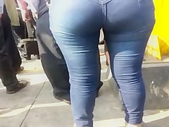 NALGONA CASADA EN EVENTO
