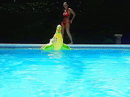 Nikki Gecko Cowboy Video