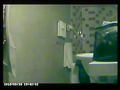 Orb Face Takes A Shower On