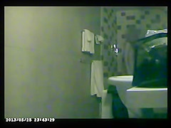 Orb Face Takes A Shower On