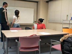 Petite Japanese slut got shagged hard on an audition