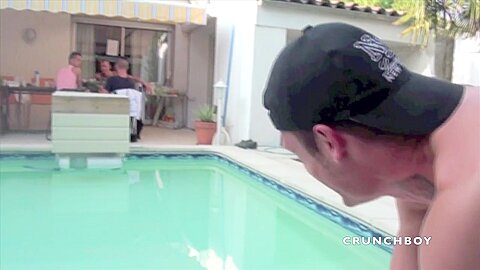 Picwik fucked by surprise by his sexy straight friend - CrunchBoy