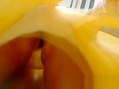 Pretty Young Girl In Unrepeatable Upskirt Video