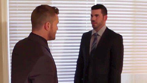 Ripped officehunk buttfucks bear looking for closure