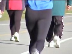 Running in the street amateur babe is shaking her candid ass 01t