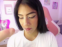 Sexy Latina Gives Sloppy Dildo Deepthroat