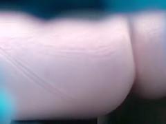 Sexy ass blonde secretly filmed pissing