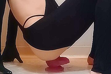 Sissy-kuroko Challenges Huge Dildo