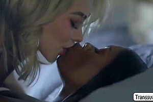 Skinny Ebony Gets Her Pussy Licked And Fucked By Shemale Gf With Emma Rose