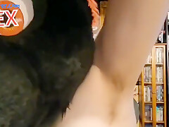 Sniff The Musky Skunk