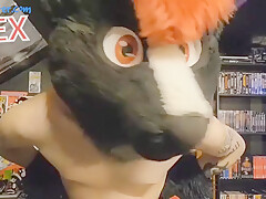 Sniff The Musky Skunk