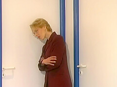 Threesome Office Sex - Axelle Mugler And Sebastian Barrio