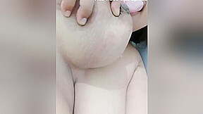 Very Big Boobs Bbw Masturbating