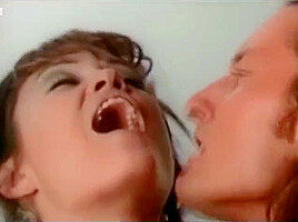 Vintage Softcore Erotica: Lisa Boyle in I like to play games