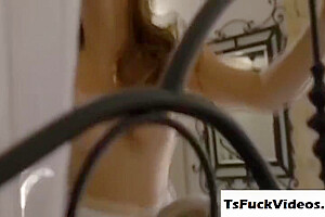 White Tranny Slut Roots Friends Snatch Wi - Lianna Lawson