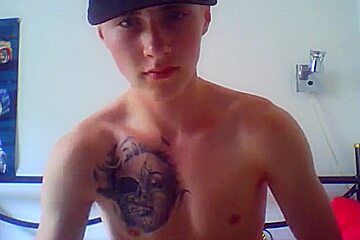 (bw) Muscled Tattooed Cums On His Body