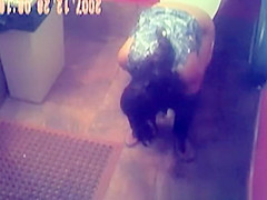 in restaurant female toilet