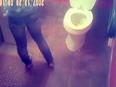 in restaurant female toilet