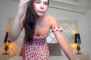 yummy tranny babe stroking her cock on webcam
